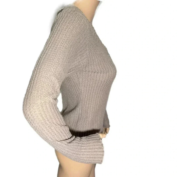 KENDALL + KYLIE Women's Button Front Long Sleeve Top Knit Beige Small - Picture 6 of 11